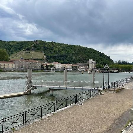 Tain-lʼHermitage La Batellerie, Vue Sur Rhoneヴィラ エクステリア 写真